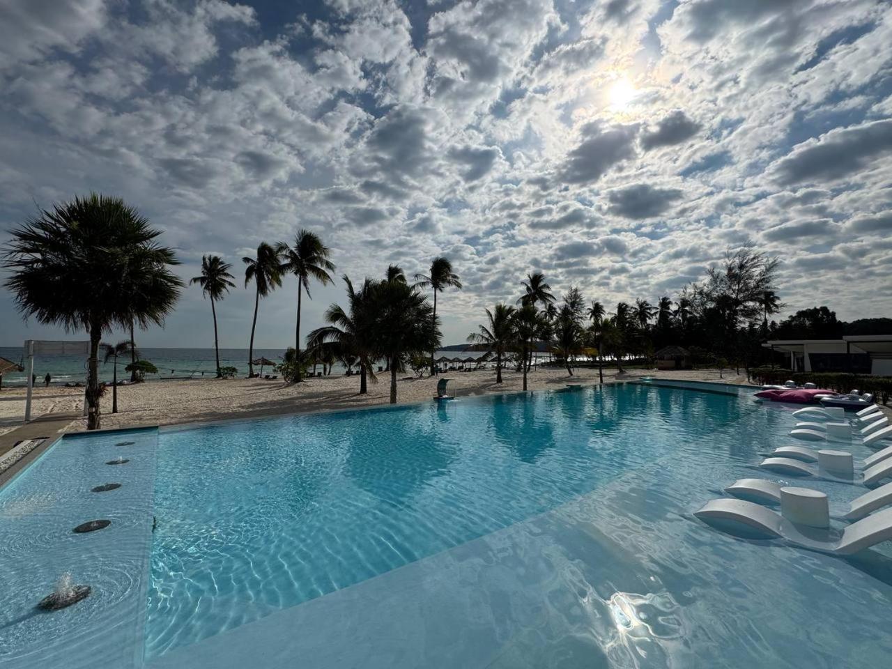 The One Resort Pagoda Beach Buitenkant foto